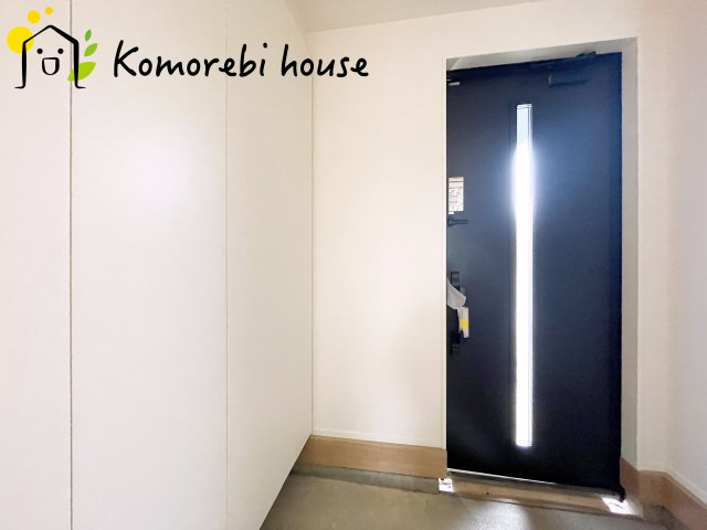 さいたま市大宮区土手町　5期　新築一戸建て　KEIAI GRACE　03の玄関|きれいな玄関です
