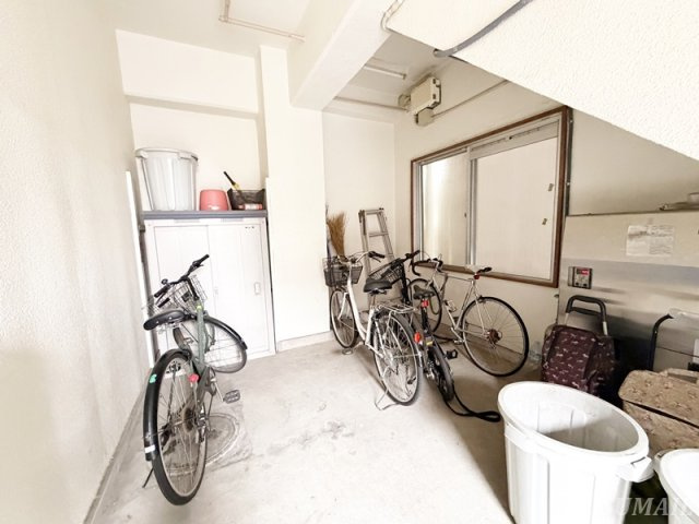 駒込ウィーンハイツのその他共用部分|駐輪場です☆