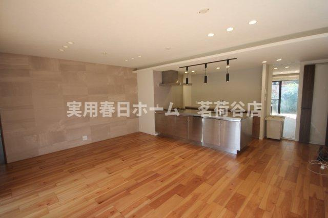 【居間・リビング】