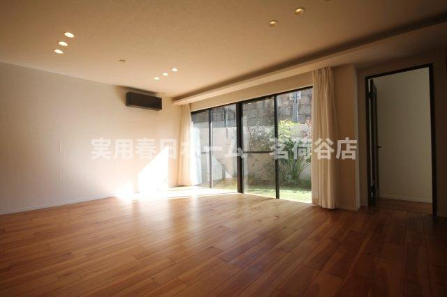 【居間・リビング】