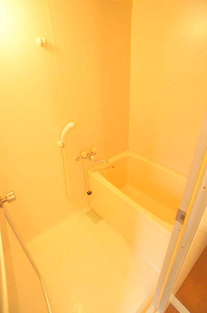 メイプルの浴室