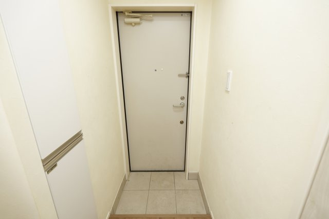 スターク亀有の玄関