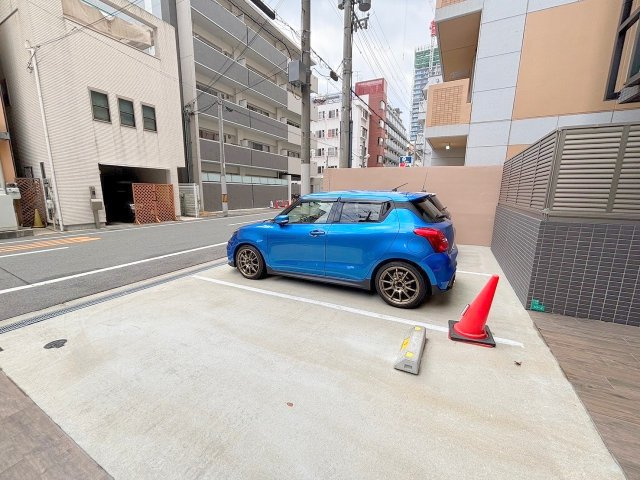 ブエナビスタの駐車場