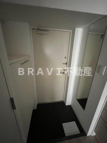 ラシーヌ瓦屋町　BRAVI不動産の玄関|きれいな玄関です