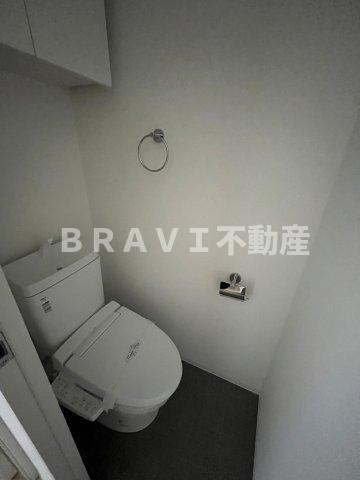 ラシーヌ瓦屋町　BRAVI不動産のトイレ|【ラシーヌ瓦屋町】シンプルで使いやすいトイレです