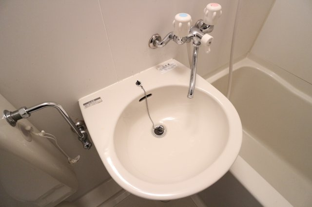 ハイツ神戸西の洗面所