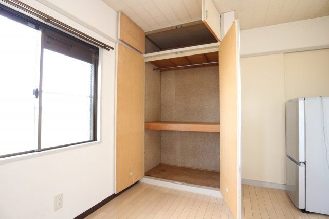ハイツ神戸西の収納