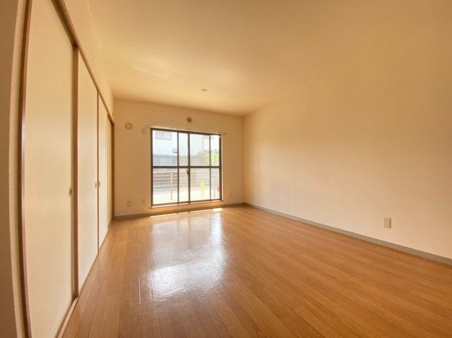 パロス135の居間・リビング