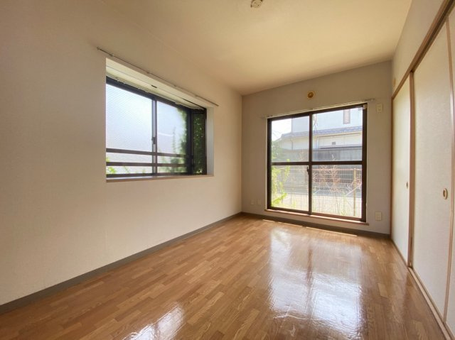 パロス135の洋室