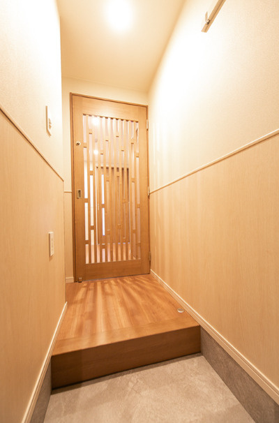 Ｍａｉｓｏｎ　ｄｅ　Ｔａｋａｙａ(メゾン　ド　タカヤ) の玄関
