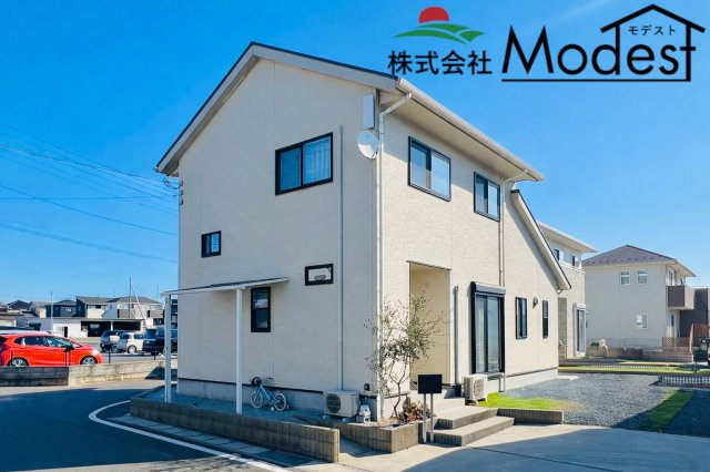 伊勢崎市西久保の外観|年中無休で平日の仕事終わり夜２０時まで受付可能です。
事前のご予約がオススメです。お気軽にお問い合わせください。
