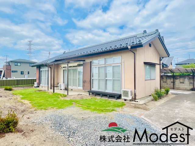 前橋市江田町の外観|年中無休で平日の仕事終わり夜２０時まで受付可能です。
事前のご予約がオススメです。お気軽にお問い合わせください。