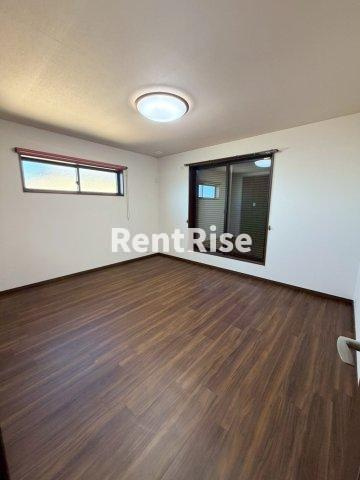 木曽川町玉ノ井字吉原道北戸建ての居間・リビング