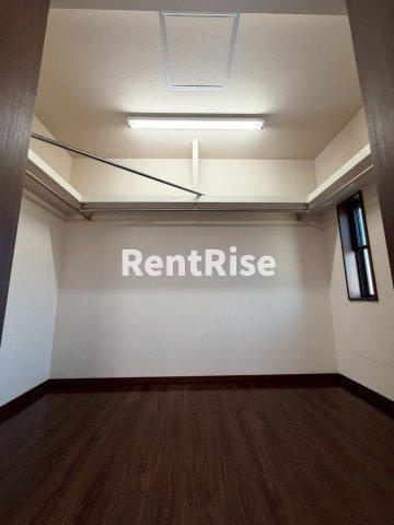 木曽川町玉ノ井字吉原道北戸建ての居間・リビング