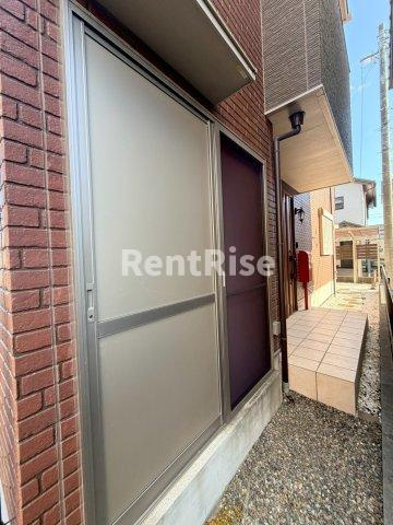 木曽川町玉ノ井字吉原道北戸建てのバルコニー