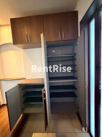 木曽川町玉ノ井字吉原道北戸建ての収納