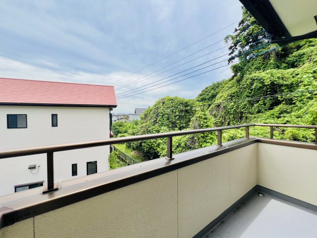 桐生市新里町山上のバルコニー|日当たり良好のベランダ♪