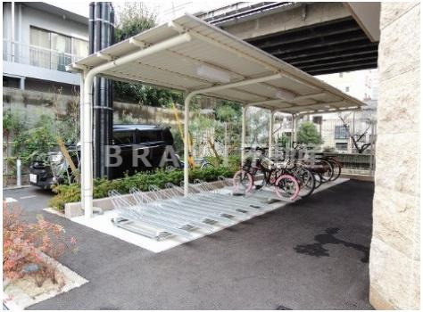 プレサンス心斎橋ルティア　BRAVI不動産のその他共用部分|【プレサンス心斎橋ルティア】駐輪場