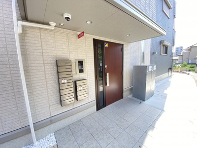 【エントランス】 | フェリーチェ鳳