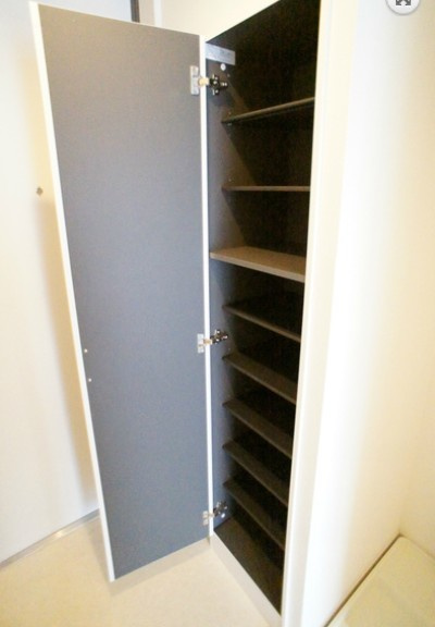 川崎市多摩区宿河原１丁目の賃貸マンションの収納