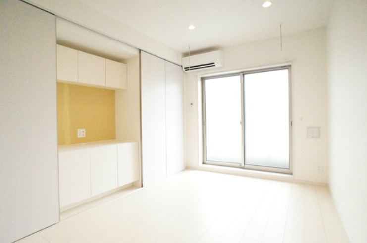 川崎市多摩区宿河原１丁目の賃貸マンションの居間・リビング