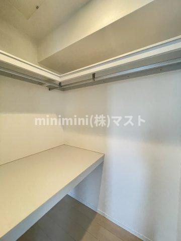グランルージュ谷町六丁目の収納