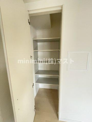 グランルージュ谷町六丁目の収納