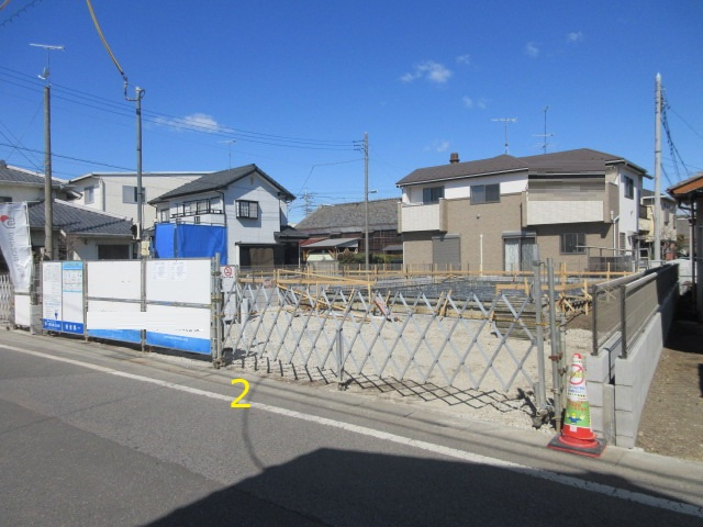 【仲介手数料無料】新築戸建　深谷市田所町5-8（全2棟）の前面道路含む現地写真