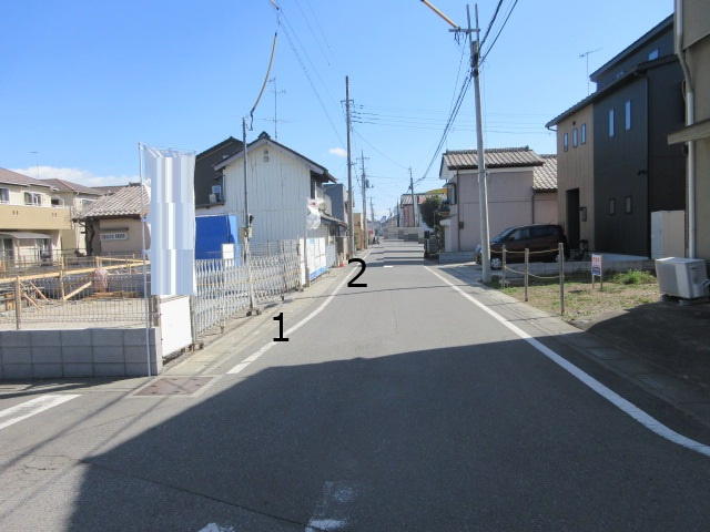 【仲介手数料無料】新築戸建　深谷市田所町5-8（全2棟）の前面道路含む現地写真