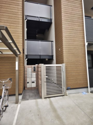 【エントランス】 | ALEGRIA寝屋川平池町