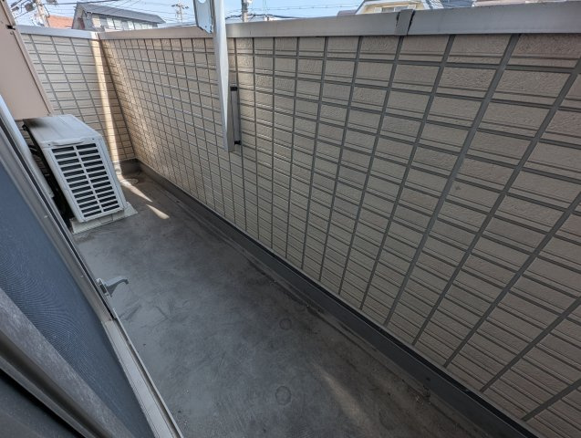 MINT甲子園五番町のバルコニー