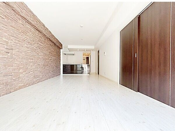 バンクーバー１１０８覚王山の居間・リビング