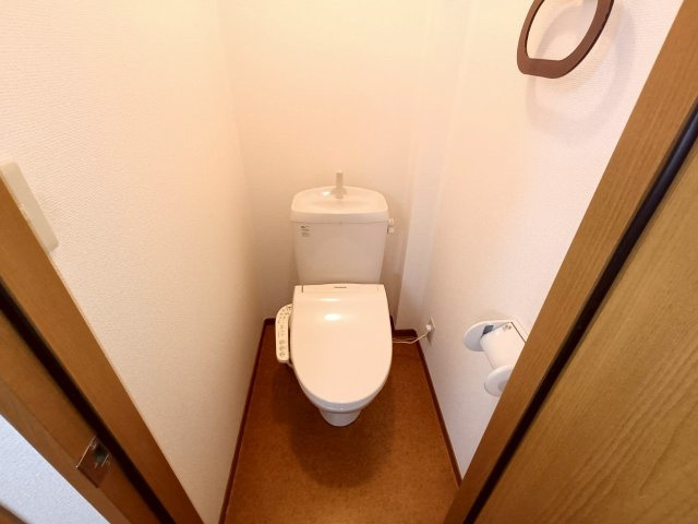 エクセレント南小岩のトイレ|別部屋同タイプ