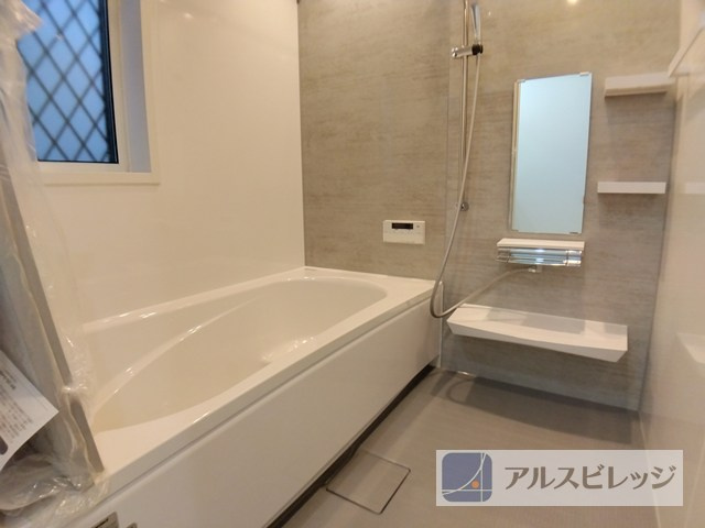 新築/新座市野寺３丁目の浴室|落ち着いた空間のお風呂です