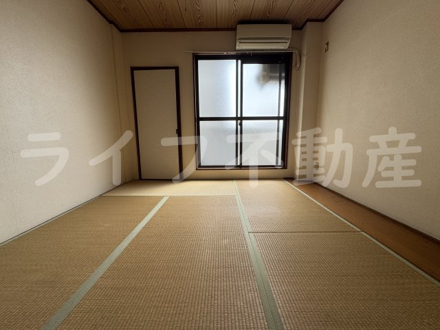 アクセル東大阪の和室|畳の上でゆっくりとくつろげる和室です