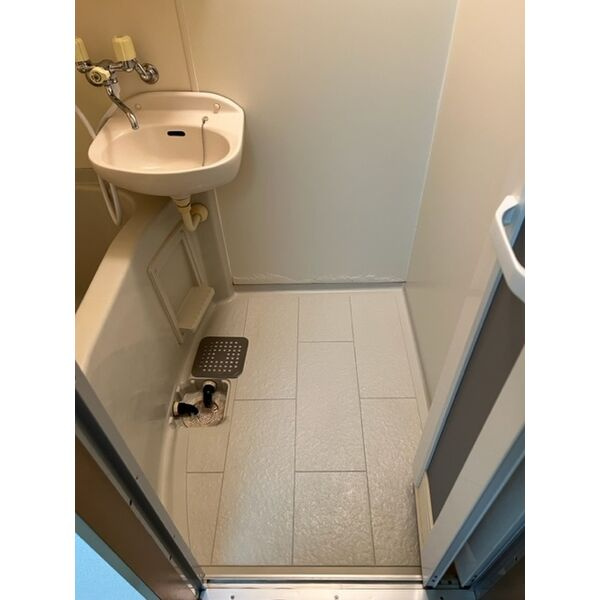 グランデュール16の洗面所