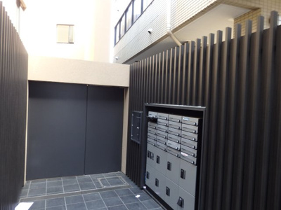 【エントランス】 | レグノ・コラージュ