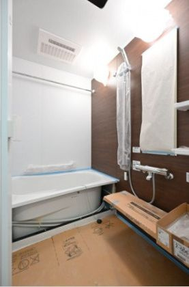 トレス両国の浴室