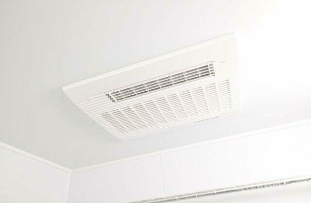 トレス両国の浴室