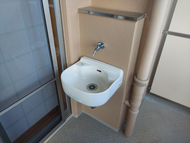 サンフル宝塚シティブレスのバルコニー|スロップシンク