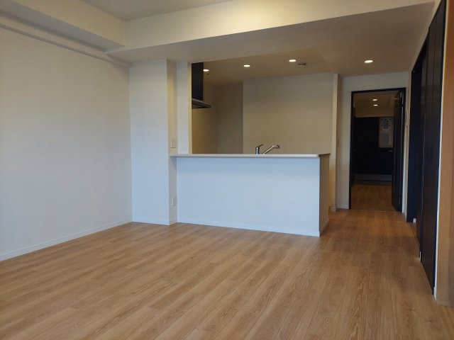 サンフル宝塚シティブレスの居間・リビング