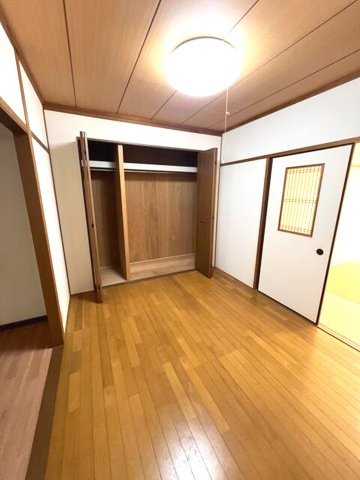 ジョイライフ宮川の居間・リビング|たっぷりの収納スペースで快適に暮らせます
