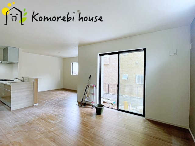 上尾市二ツ宮　1期　新築一戸建て　01の居間・リビング|26.5.8撮影済み