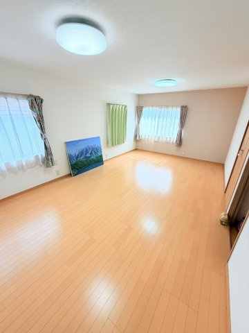 松山市堀江町 ３SLDK　中古戸建の洋室