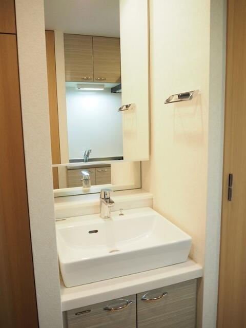 ルーブル旗の台弐番館の独立洗面台|独立洗面台 