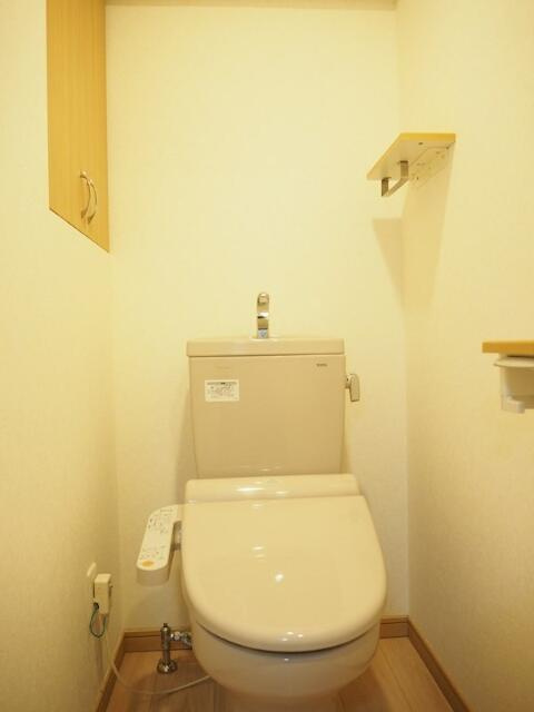 ルーブル旗の台弐番館のトイレ|温水洗浄便座