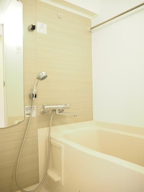 ルーブル旗の台弐番館の浴室|浴室乾燥機付き