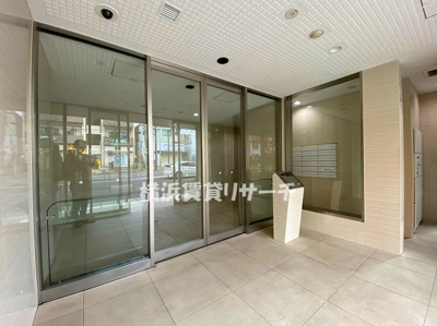 【エントランス】 | プレサーブ大倉山