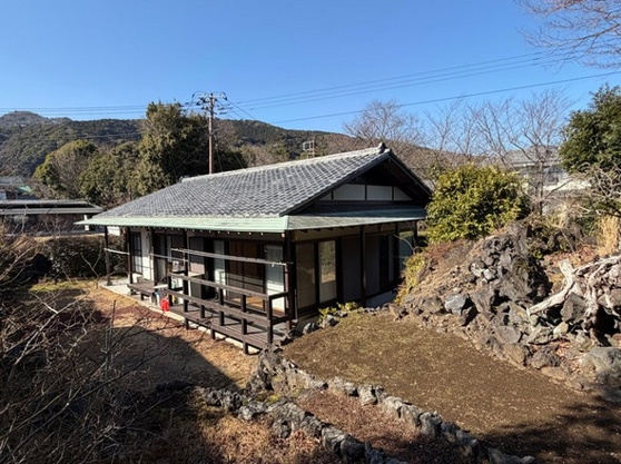 【庭】 | 殖産浮山温泉郷　戸建