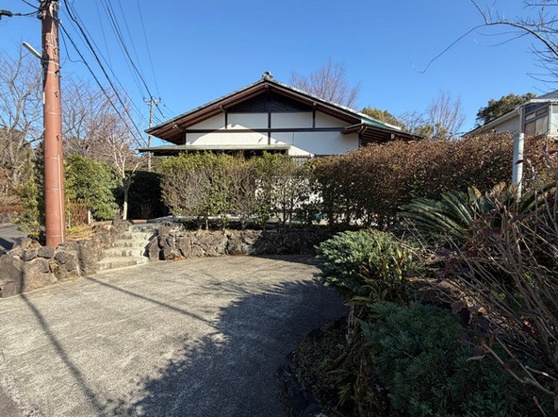 【駐車場】 | 殖産浮山温泉郷　戸建